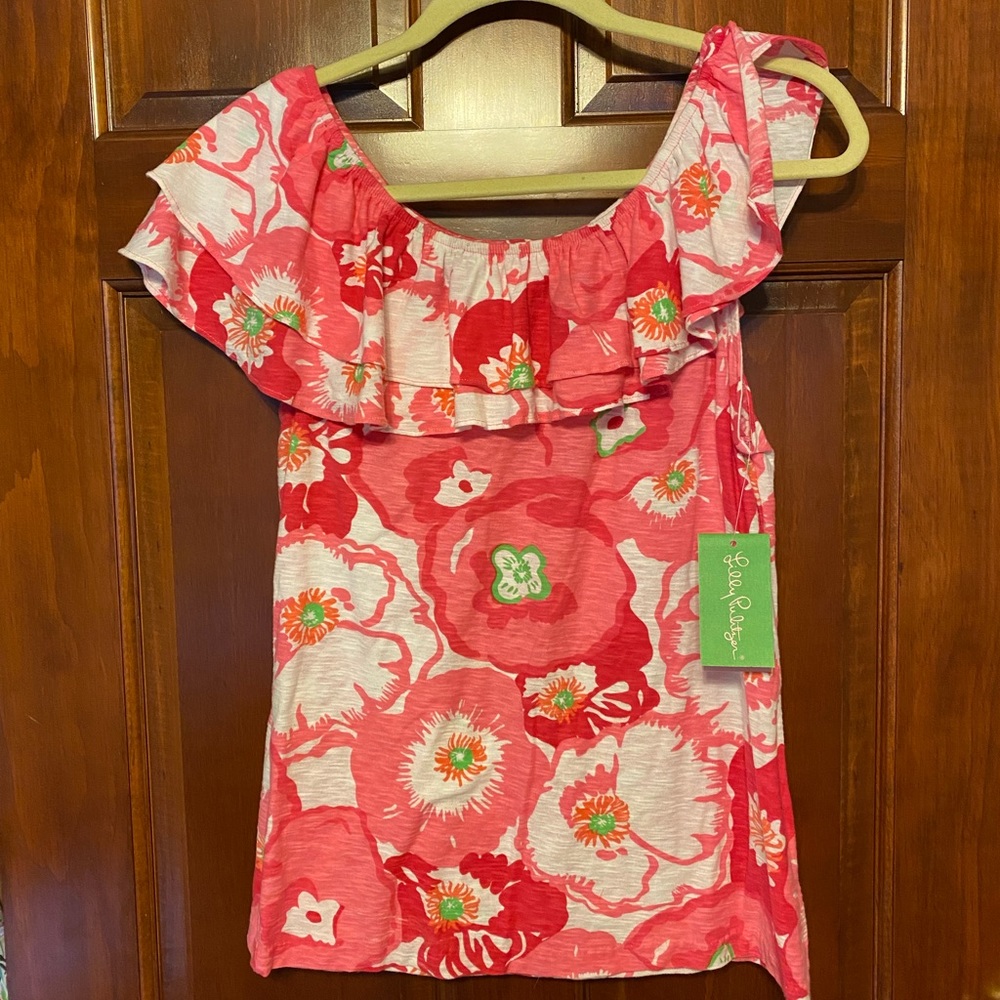 NWT Lilly Pulitzer, Large, asymmetrical ruffle top, Hotty Pink Cherry Begonias